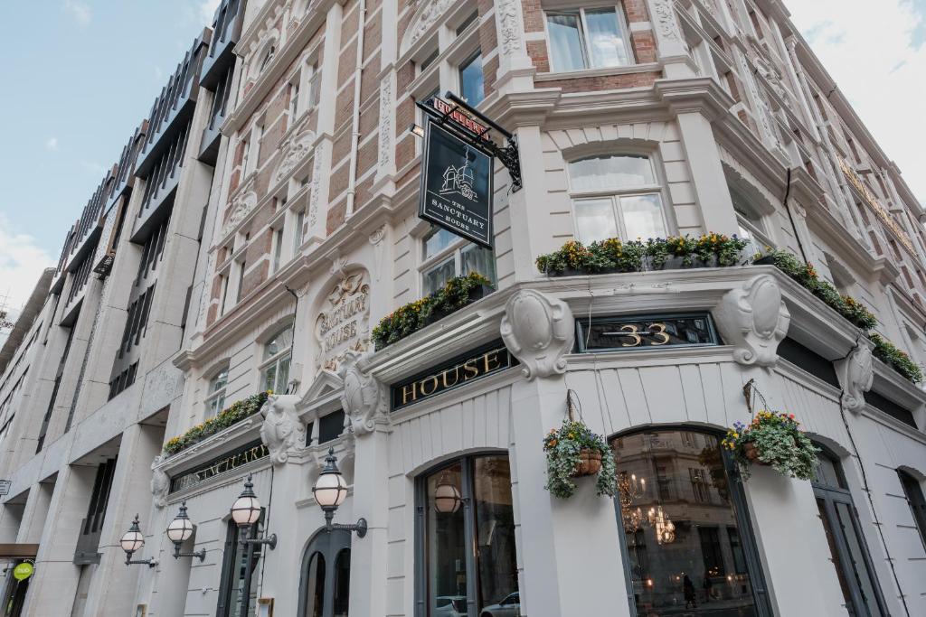 the sanctuary house hotel